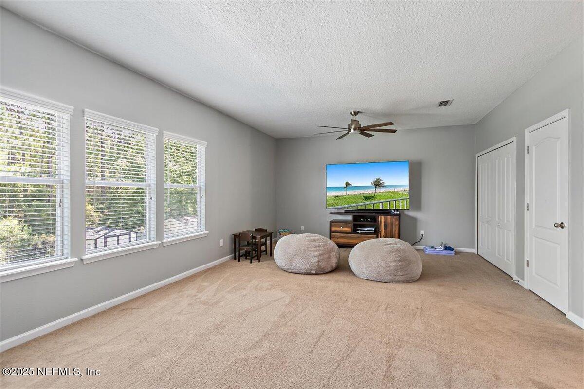 183 SCOTLAND YARD Boulevard