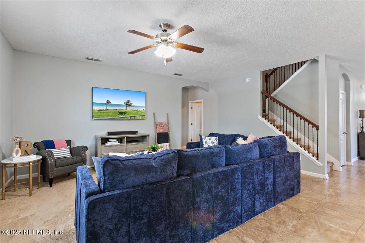 183 SCOTLAND YARD Boulevard