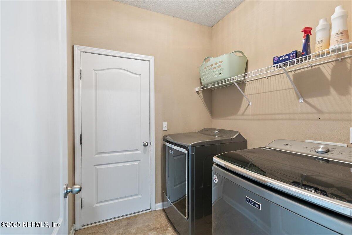 183 SCOTLAND YARD Boulevard