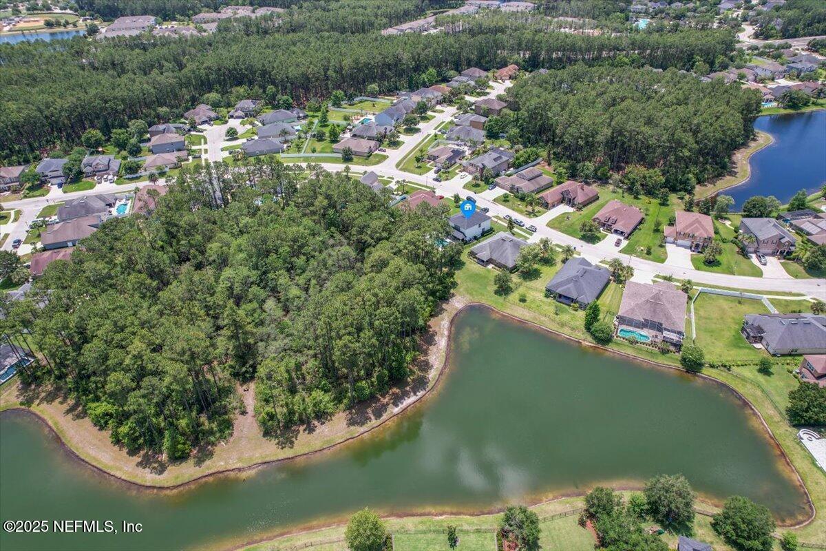 183 SCOTLAND YARD Boulevard