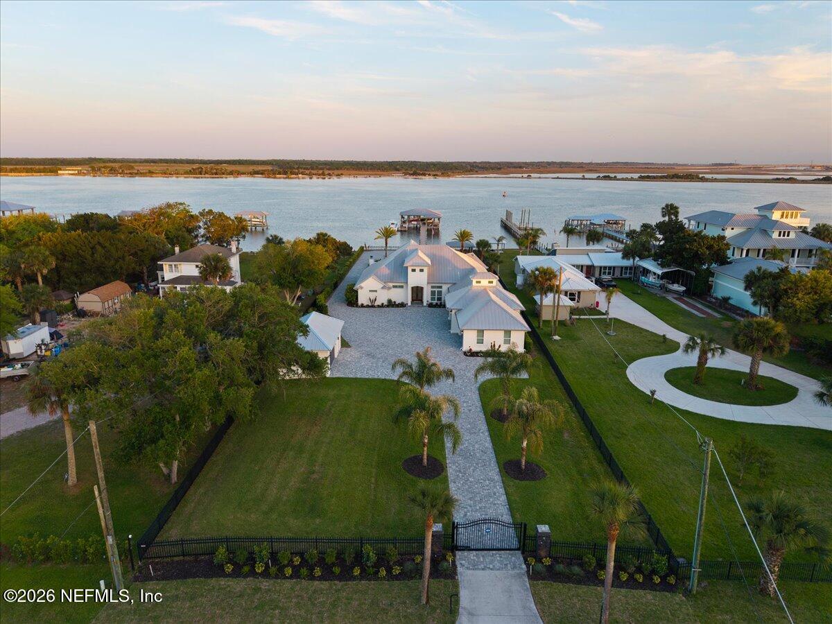 9136 HECKSCHER Drive