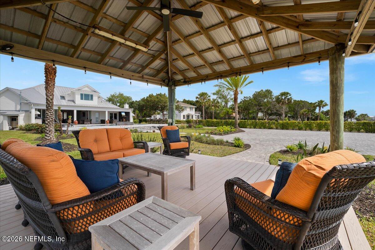 9136 HECKSCHER Drive