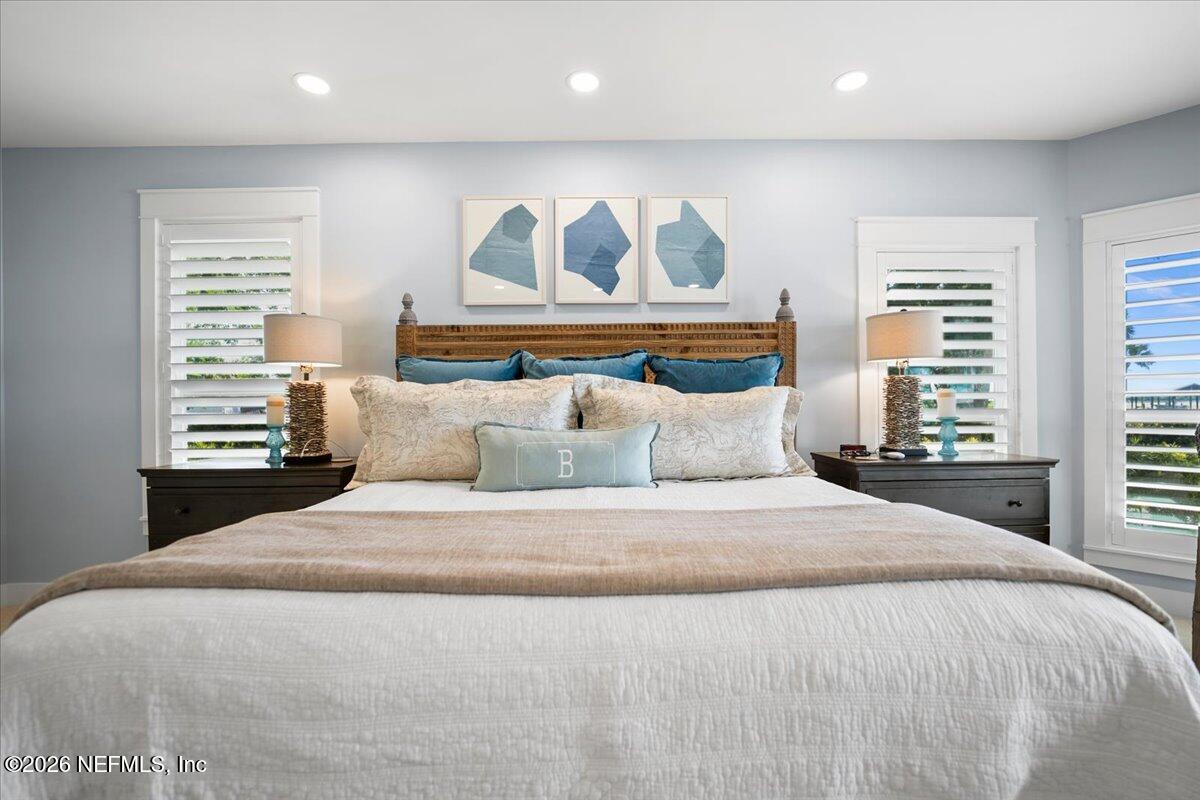 9136 HECKSCHER Drive