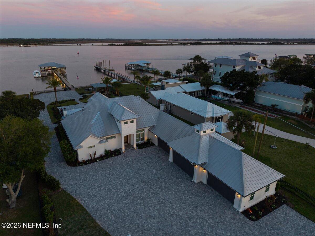 9136 HECKSCHER Drive