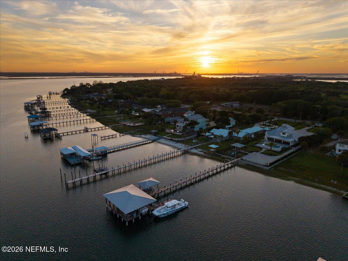 9136 HECKSCHER Drive