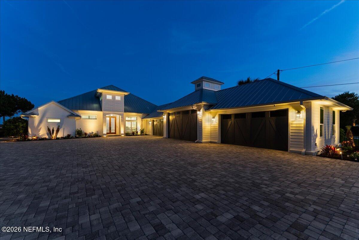 9136 HECKSCHER Drive