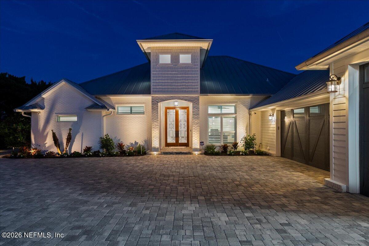 9136 HECKSCHER Drive