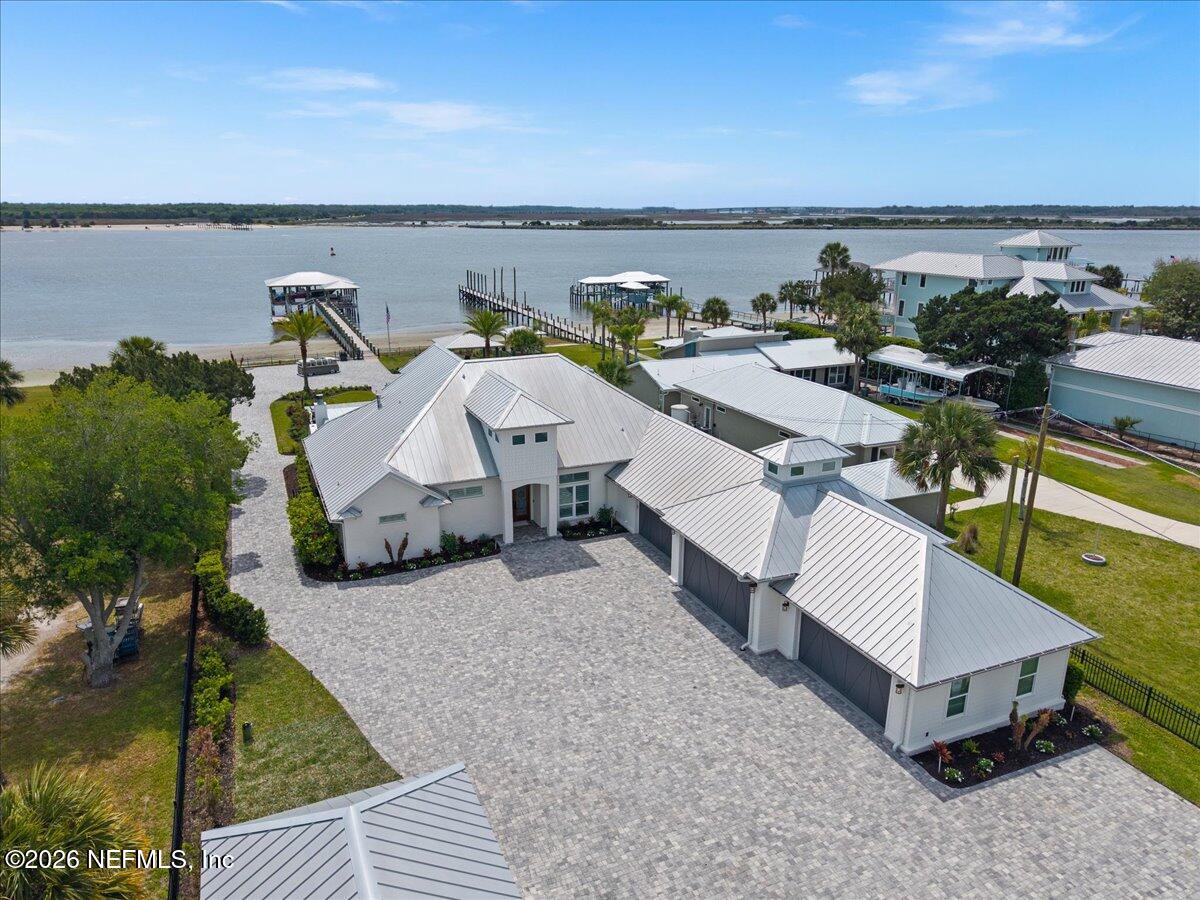 9136 HECKSCHER Drive