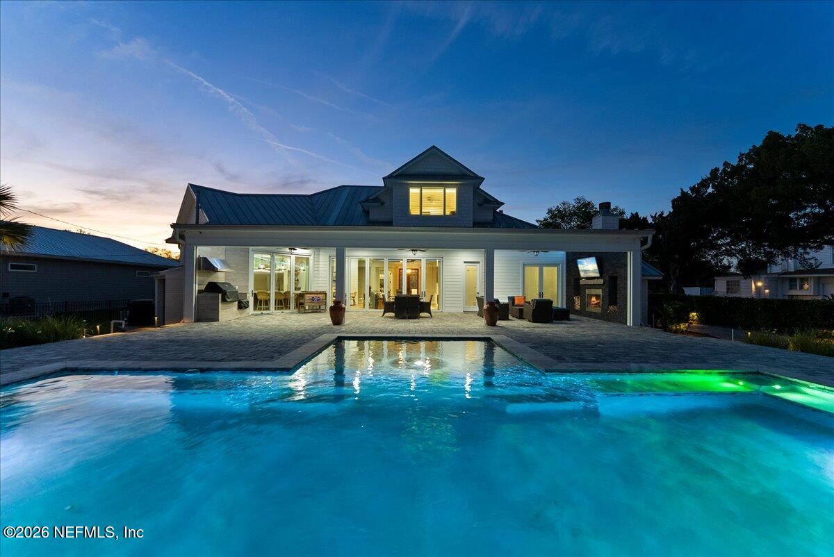 9136 HECKSCHER Drive