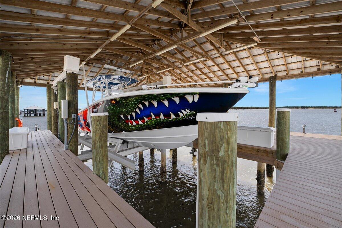 9136 HECKSCHER Drive