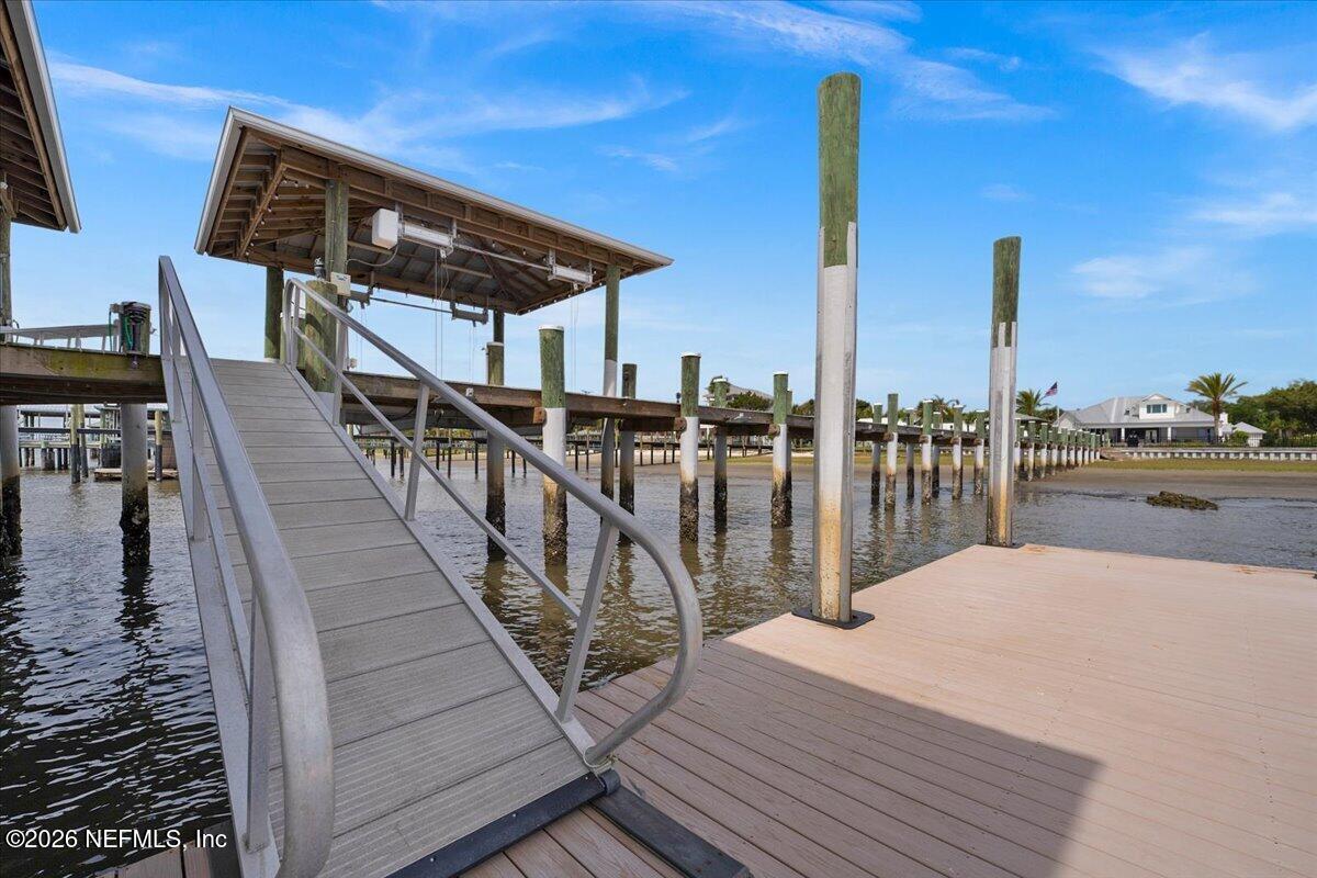 9136 HECKSCHER Drive