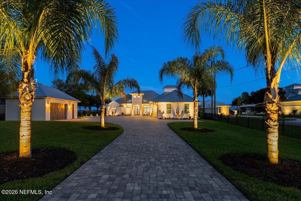 9136 HECKSCHER Drive