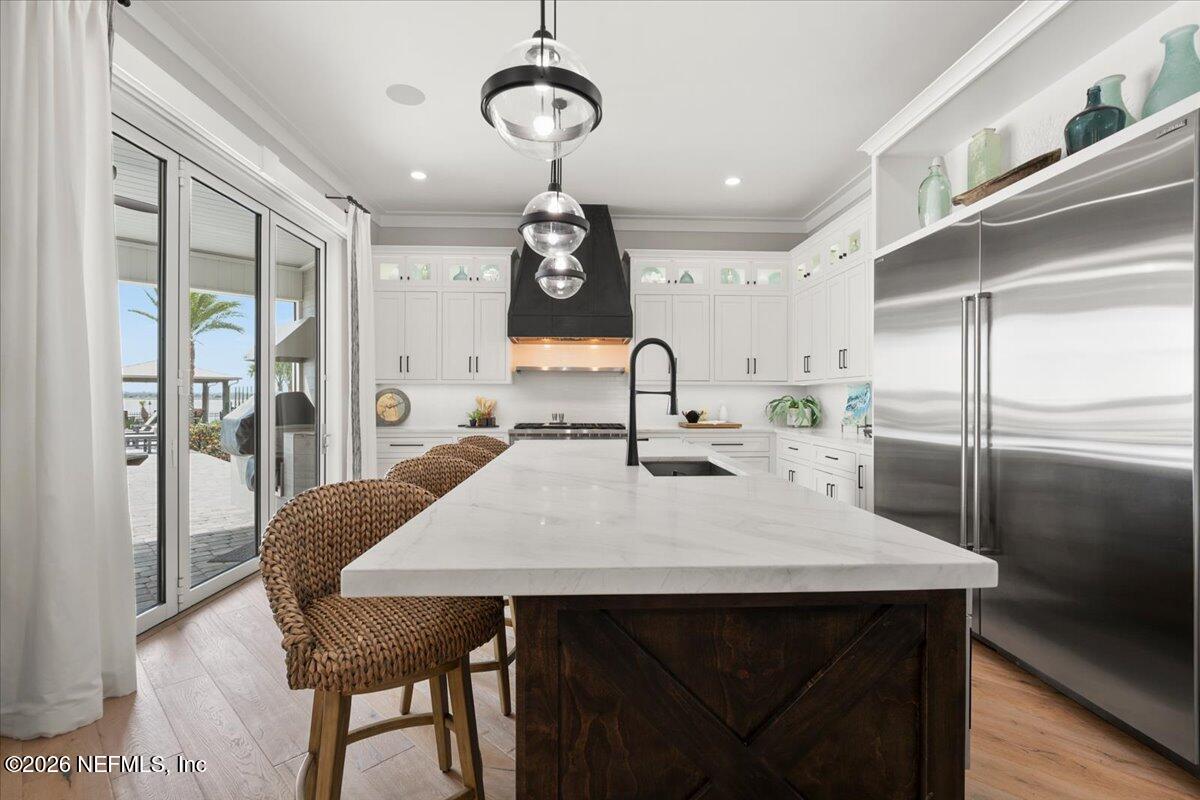 9136 HECKSCHER Drive