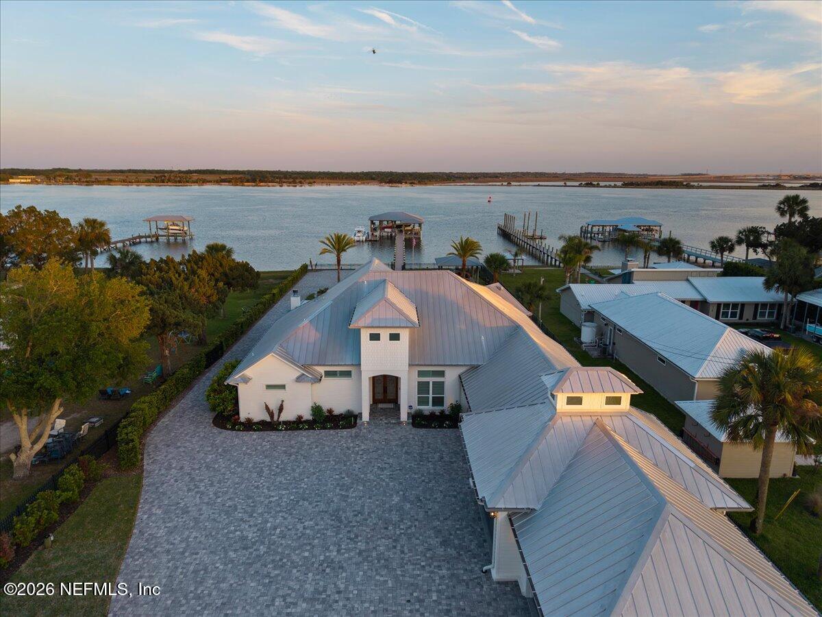 9136 HECKSCHER Drive