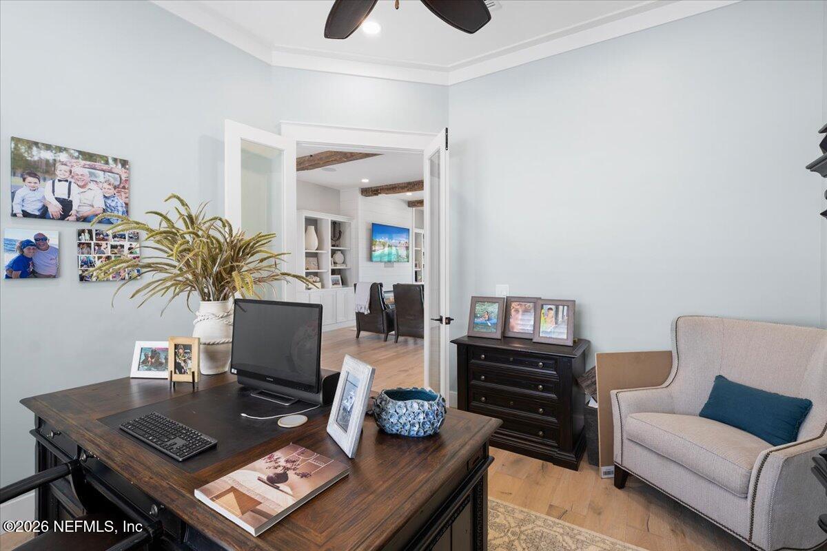 9136 HECKSCHER Drive