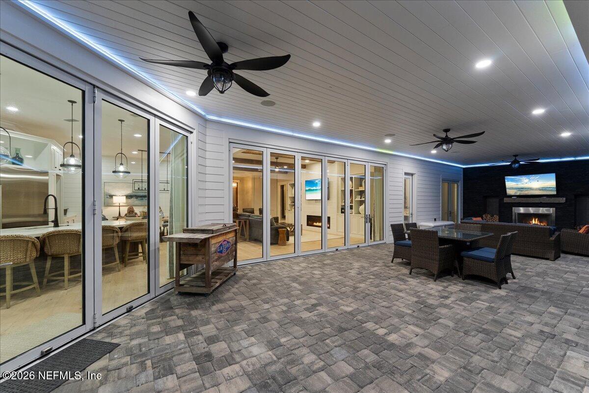 9136 HECKSCHER Drive