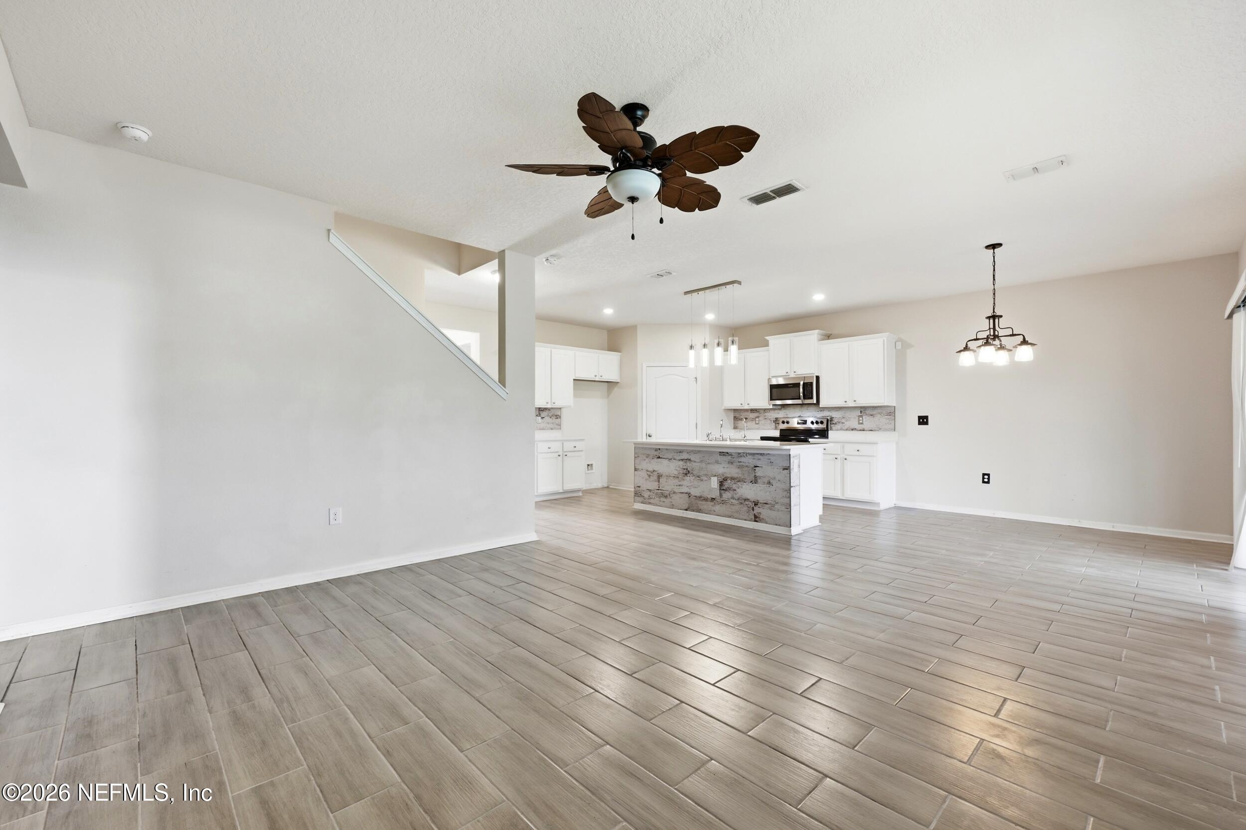 3512 GUPPY Court
