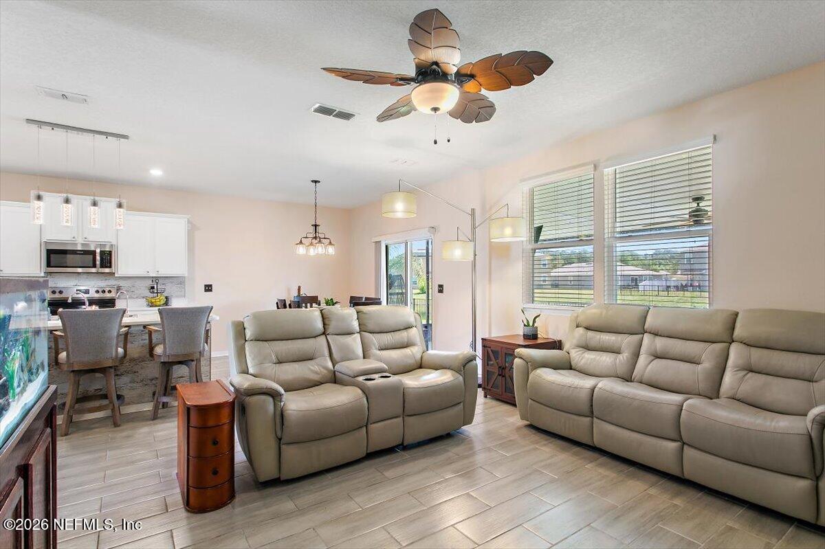 3512 GUPPY Court