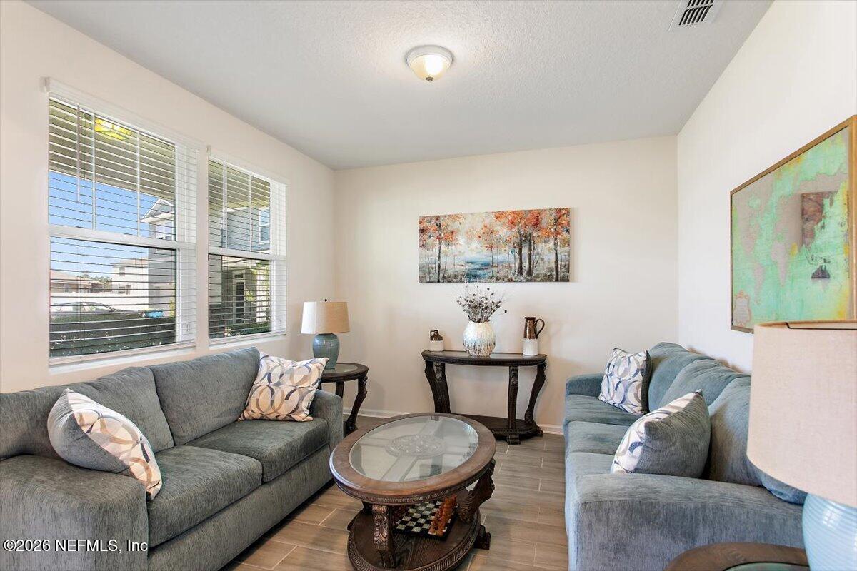 3512 GUPPY Court