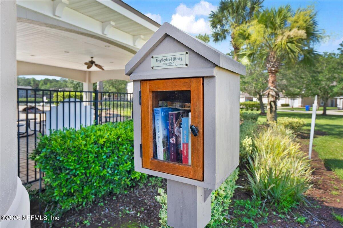 385 SCRUB JAY Drive, St. Augustine