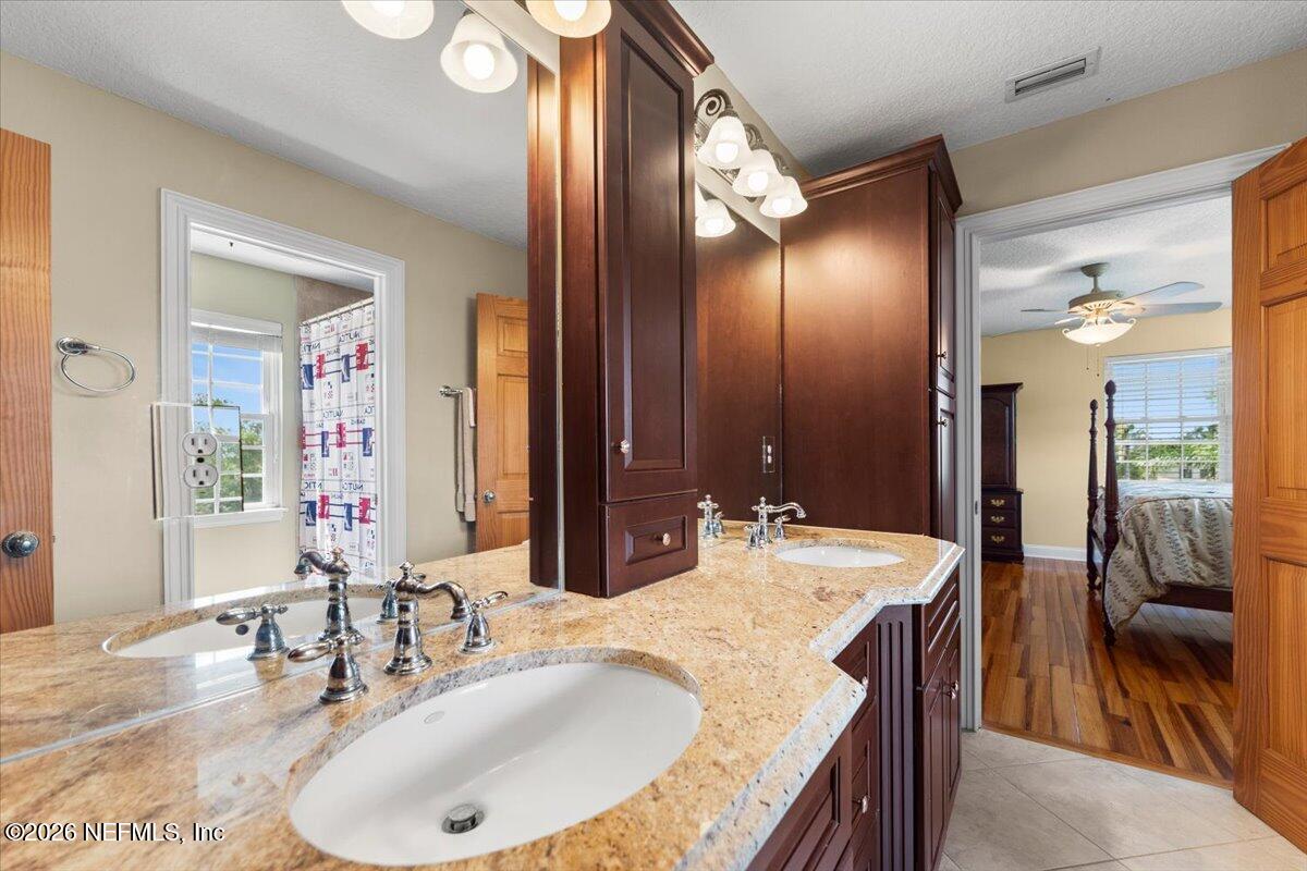 9839 HECKSCHER Drive