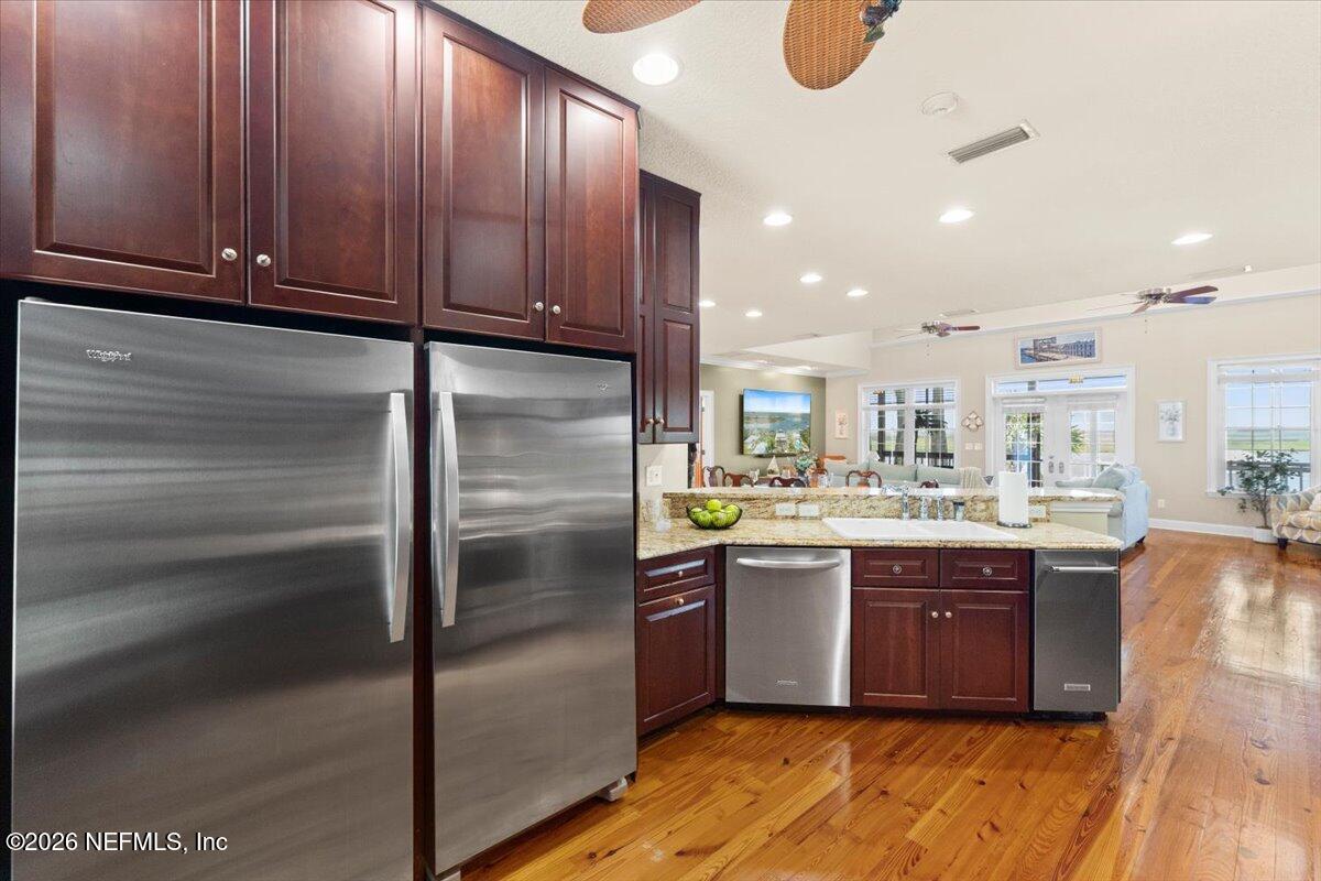 9839 HECKSCHER Drive
