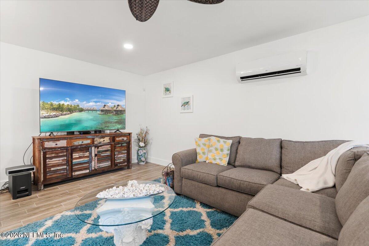 9839 HECKSCHER Drive