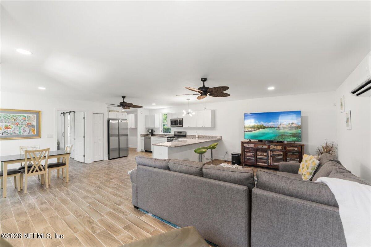 9839 HECKSCHER Drive