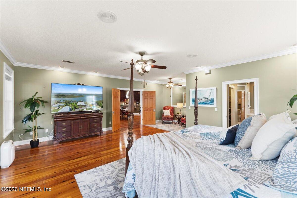 9839 HECKSCHER Drive