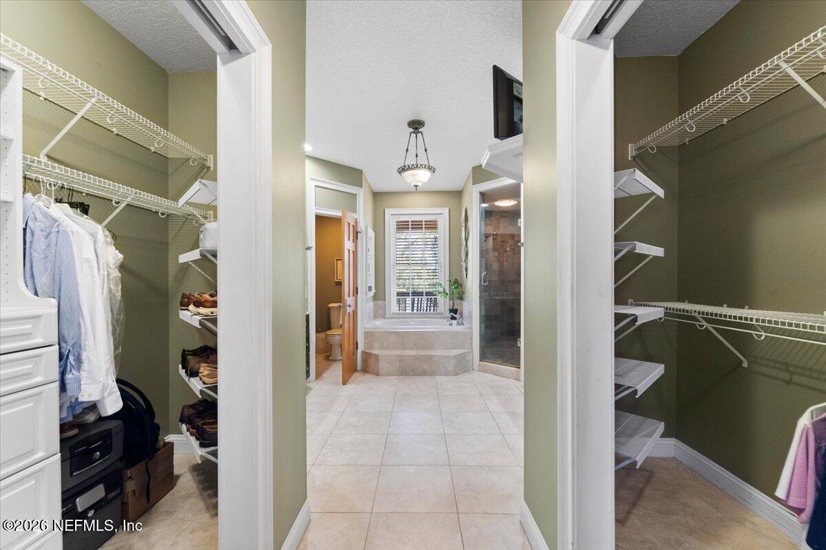 9839 HECKSCHER Drive