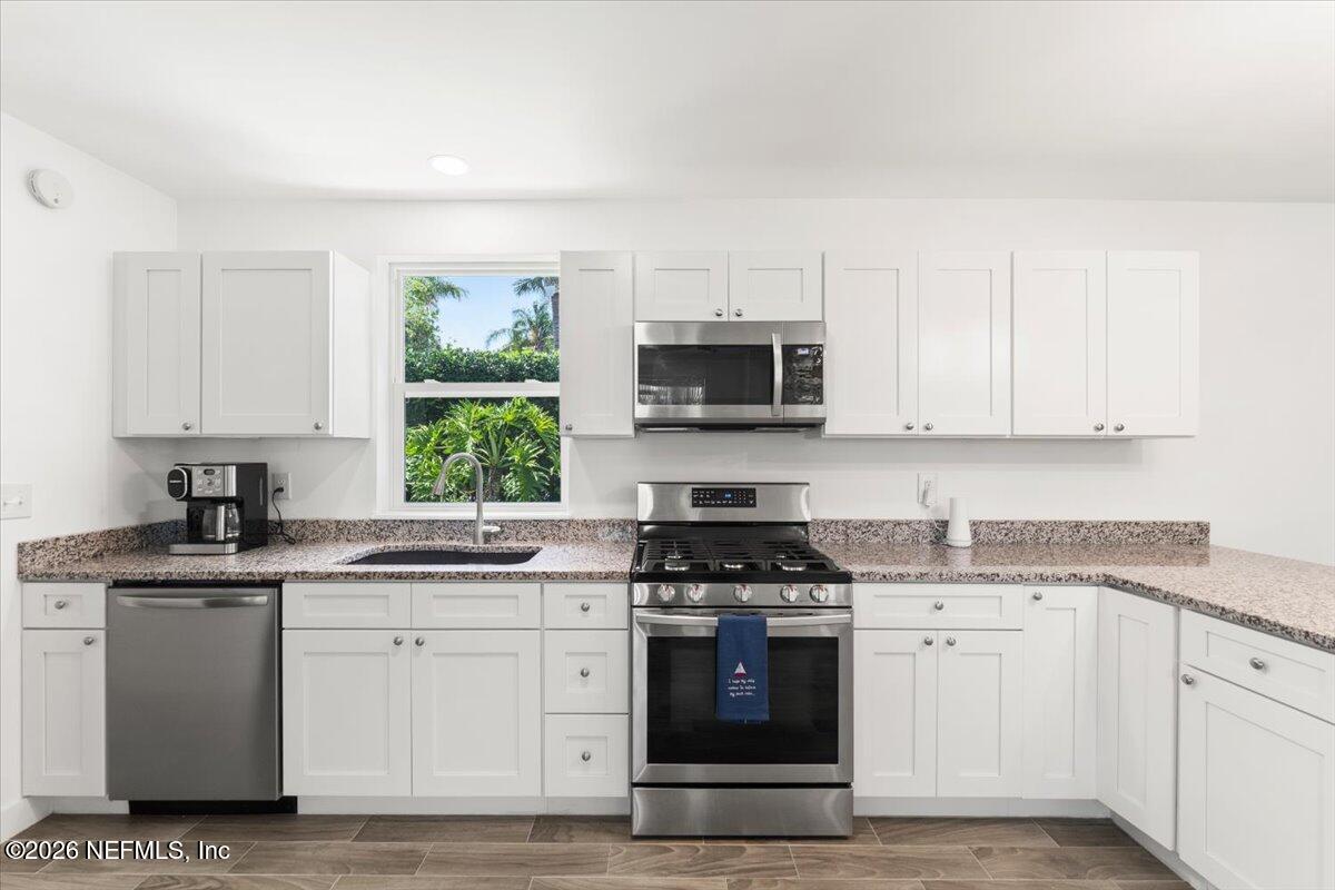 9839 HECKSCHER Drive