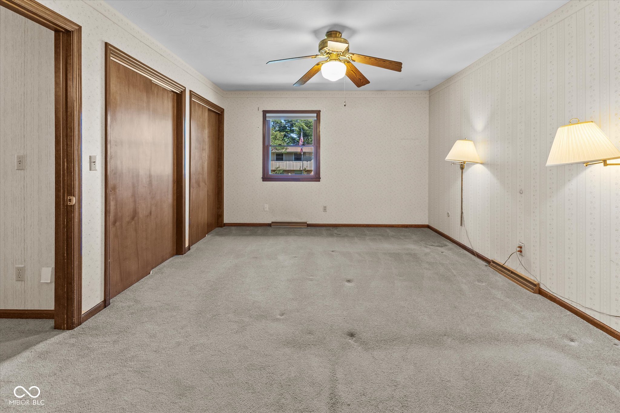 7731 Hillcrest Drive