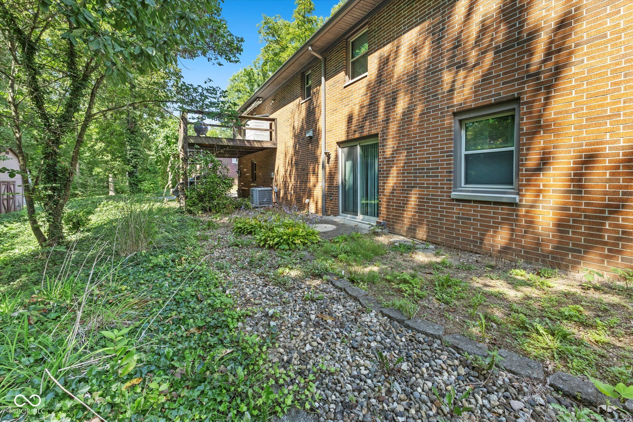 7731 Hillcrest Drive