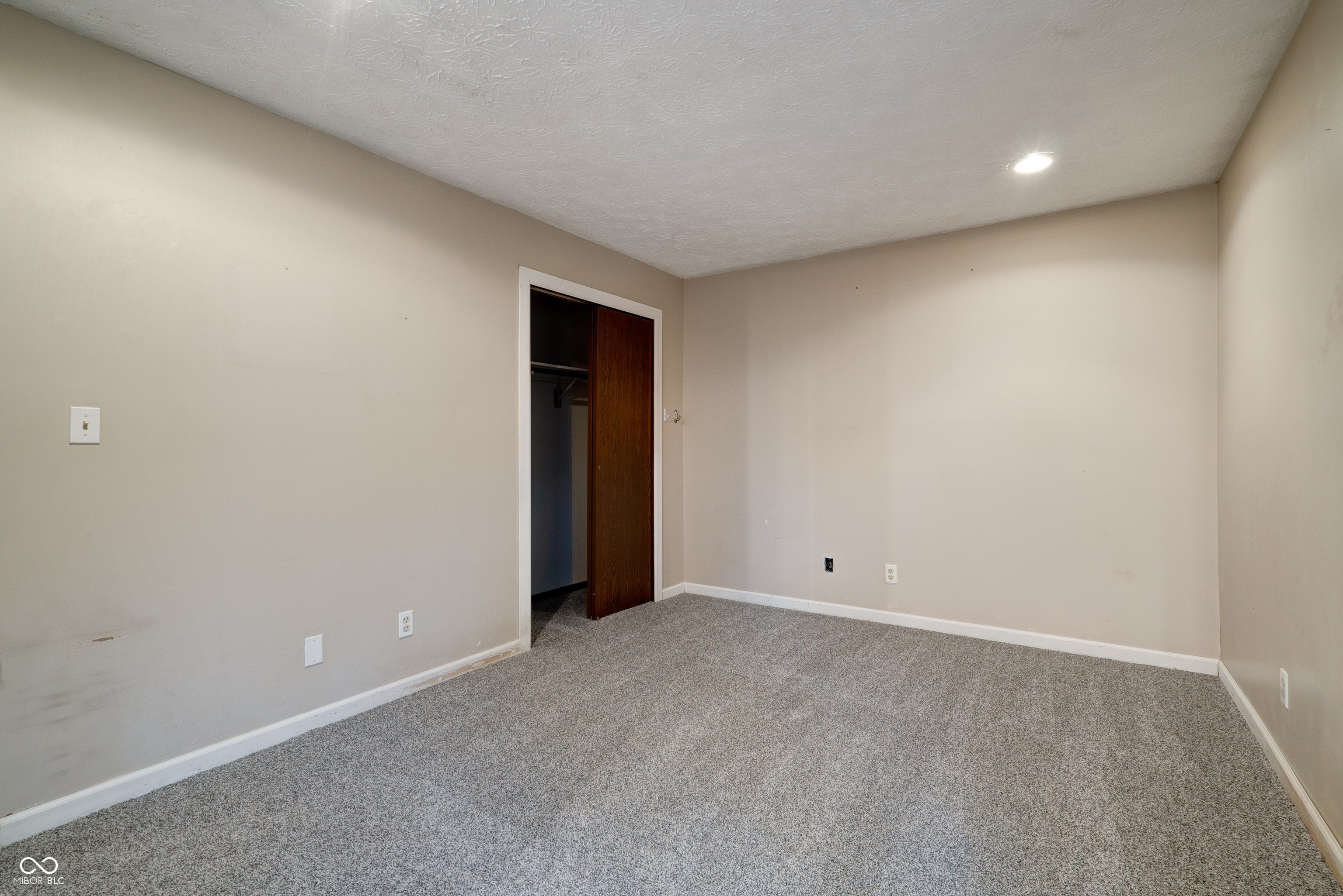 614 Watersonway Circle