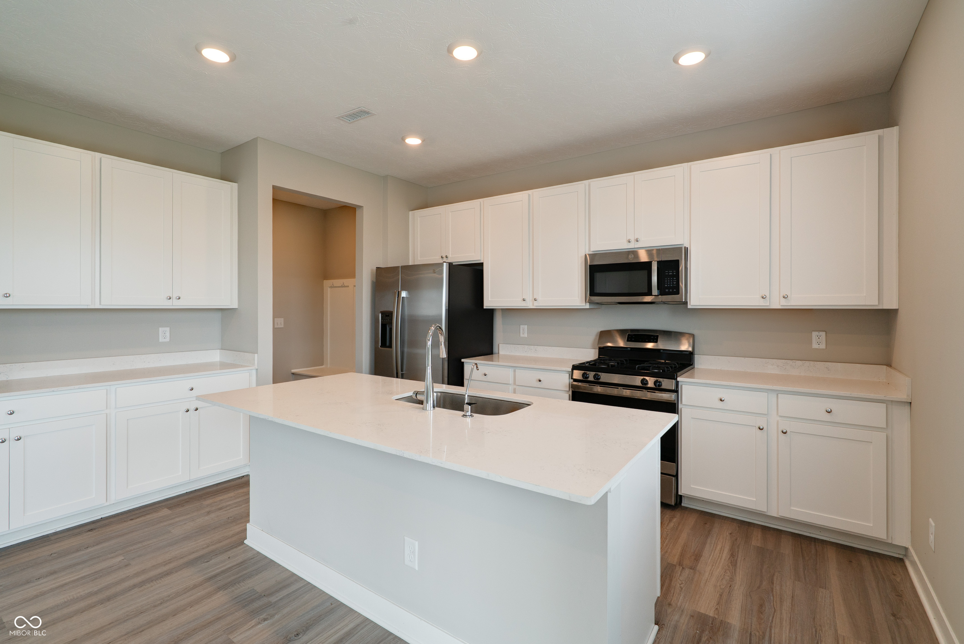 8626 Jeff Circle