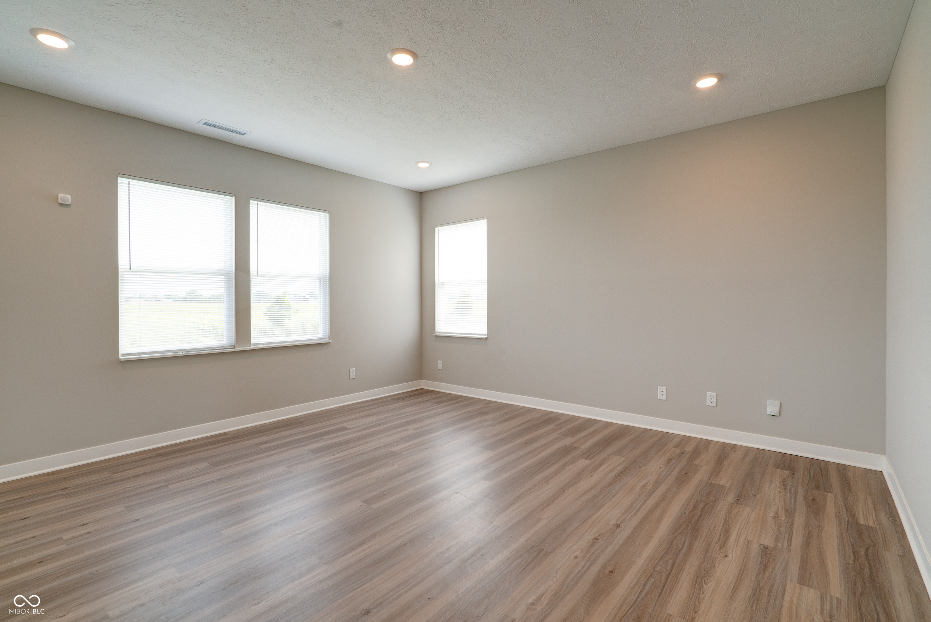 8626 Jeff Circle