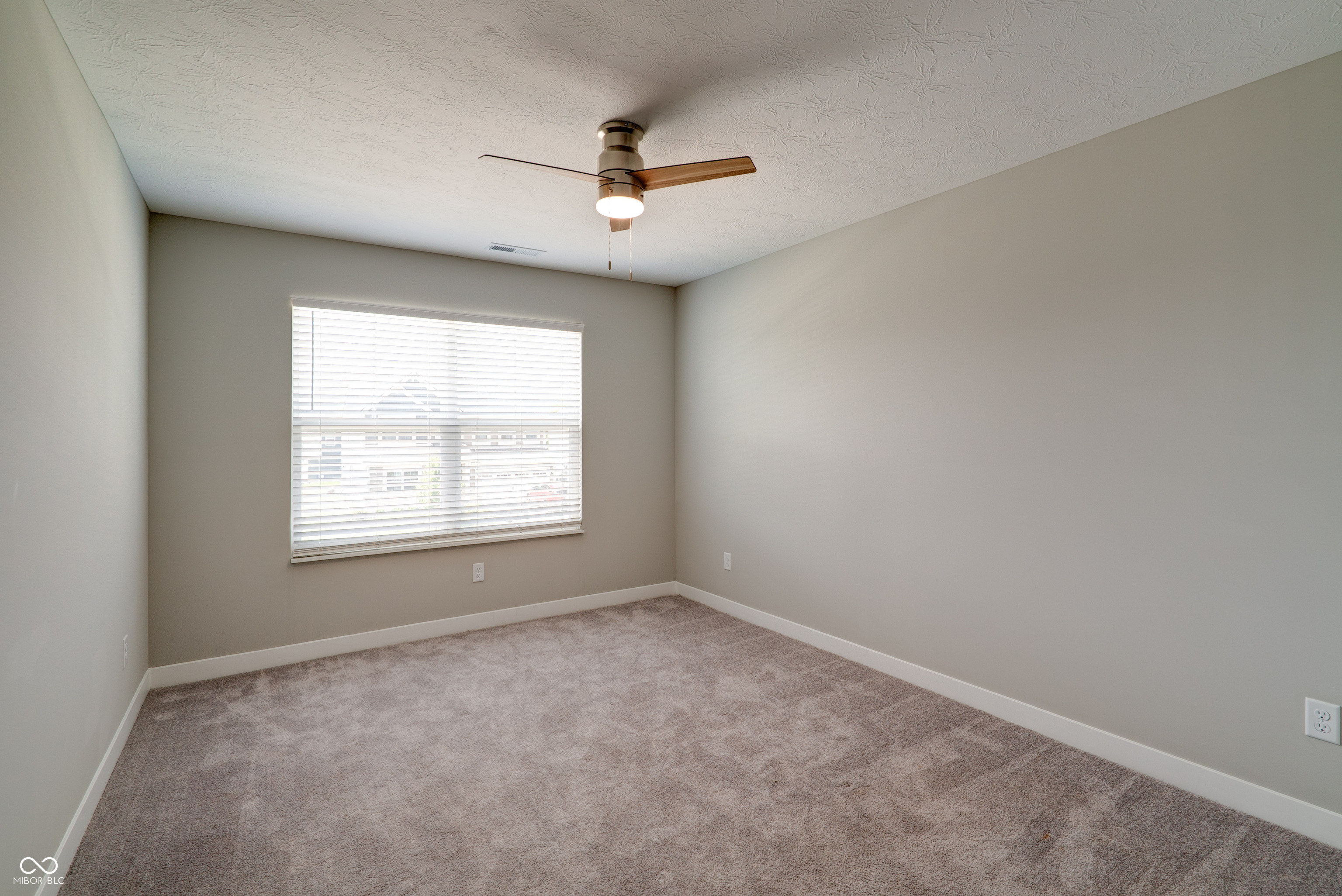 8626 Jeff Circle
