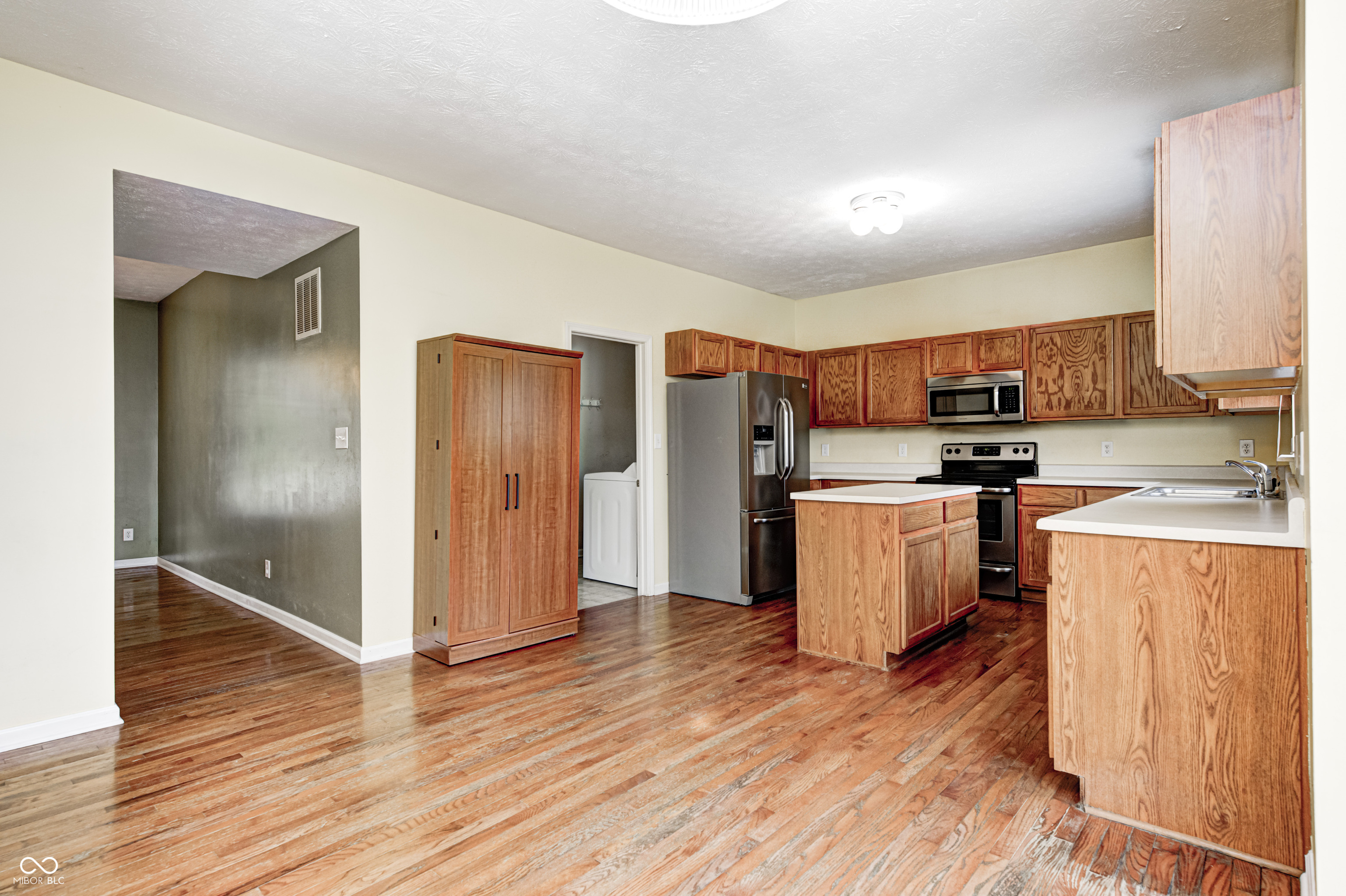 1306 Flat Wood Court