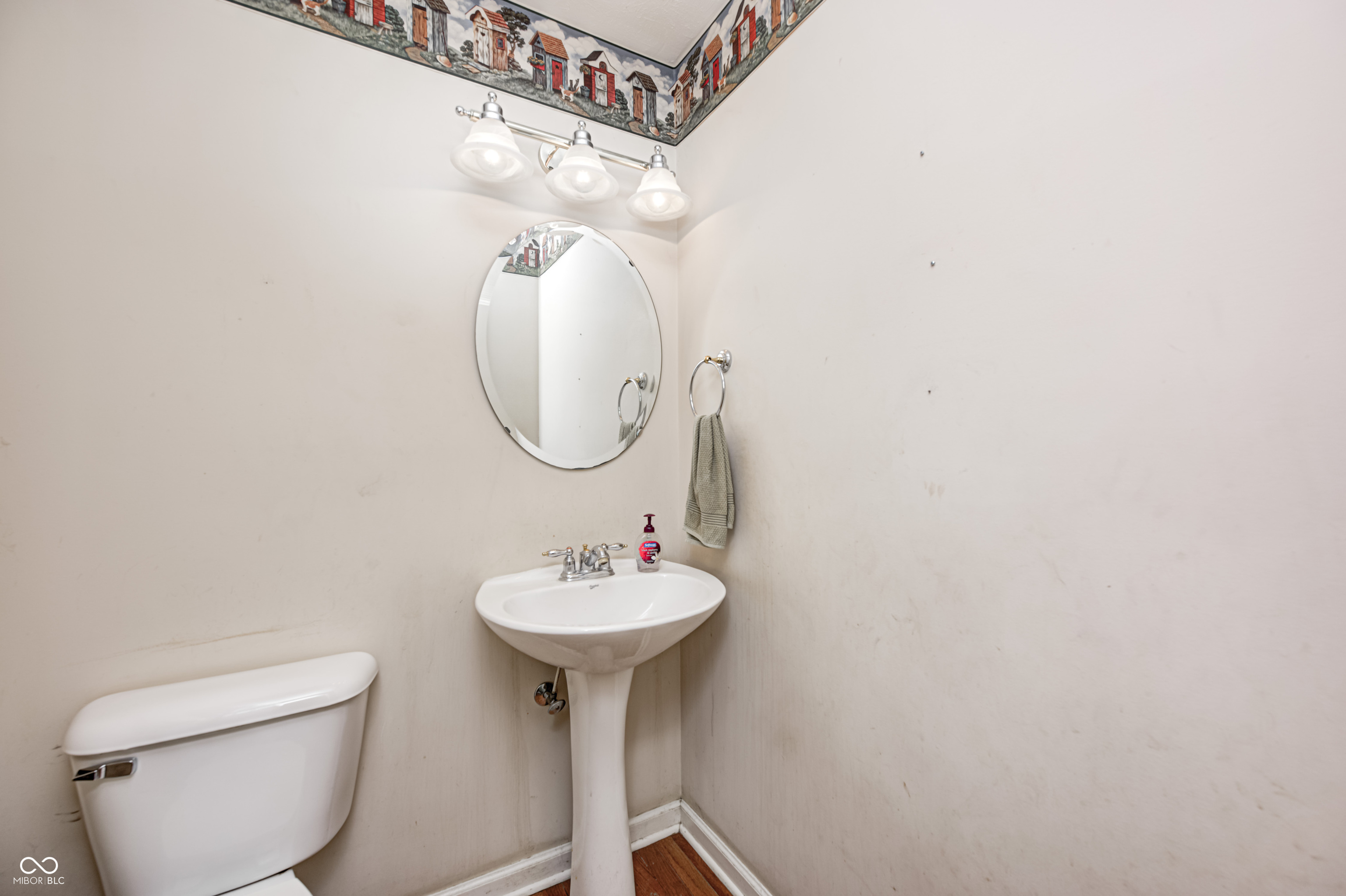 1306 Flat Wood Court