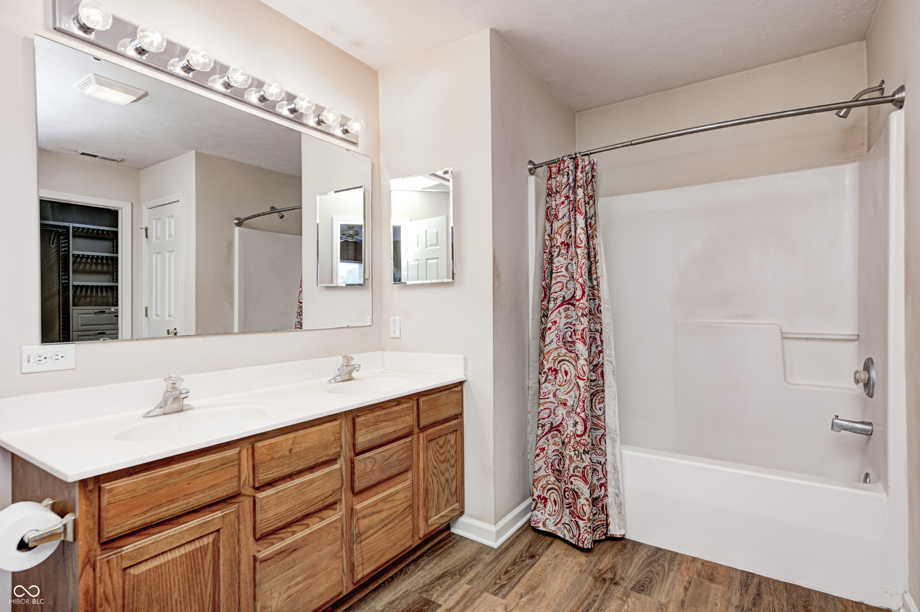 1306 Flat Wood Court