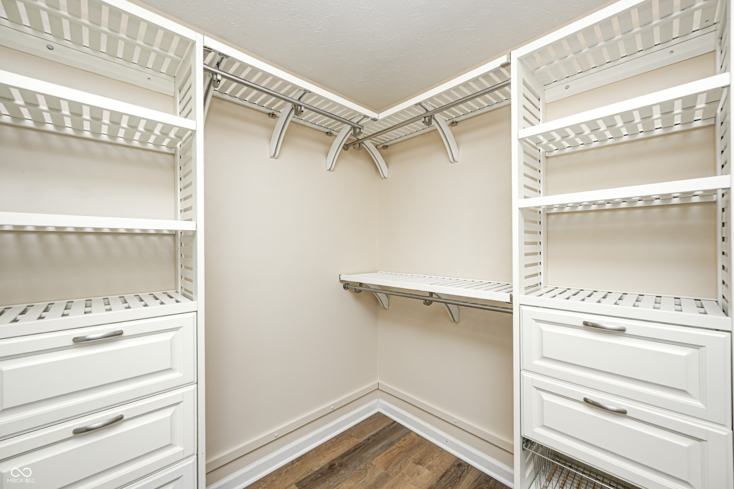 1306 Flat Wood Court