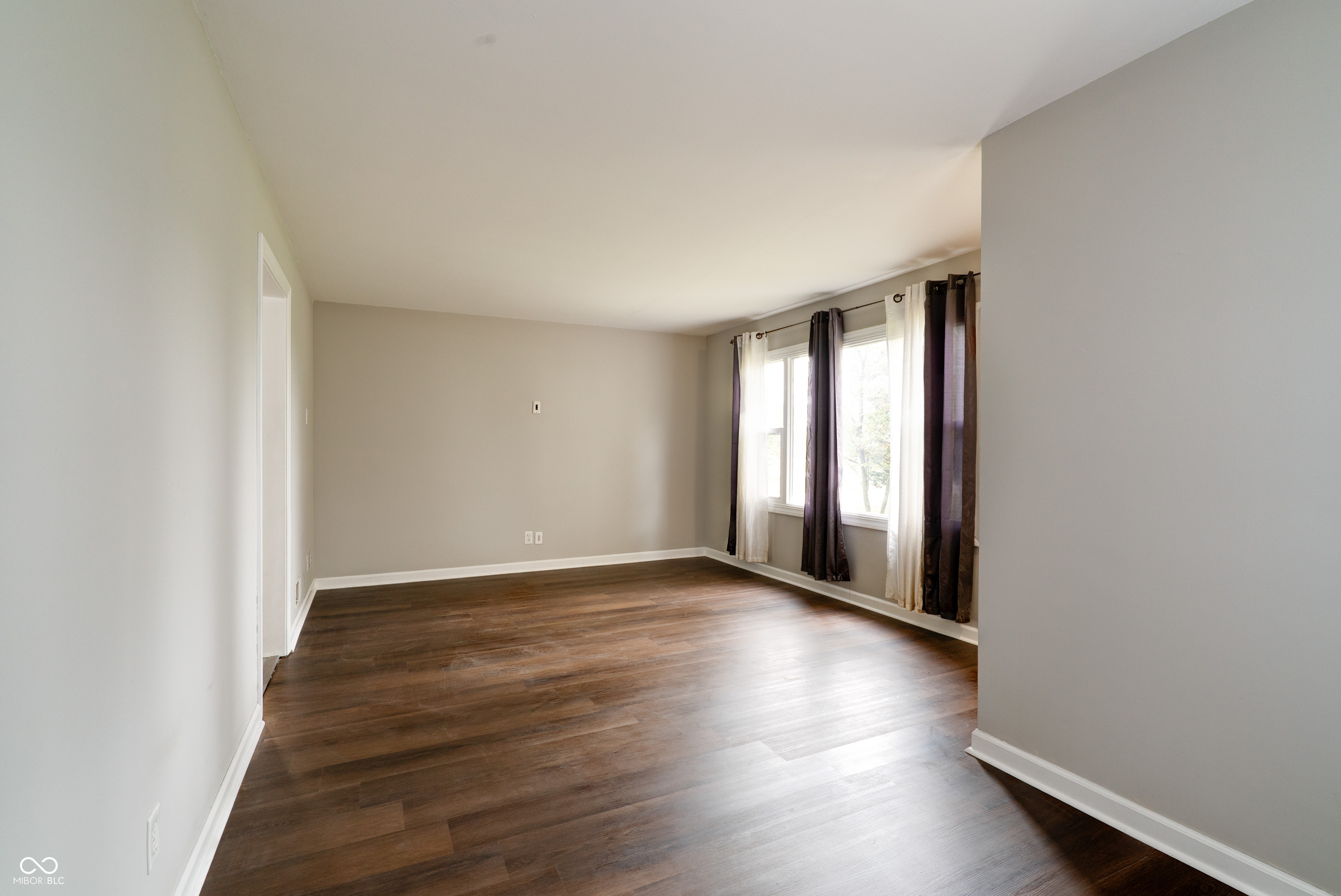 2289 S County Road 1050 E