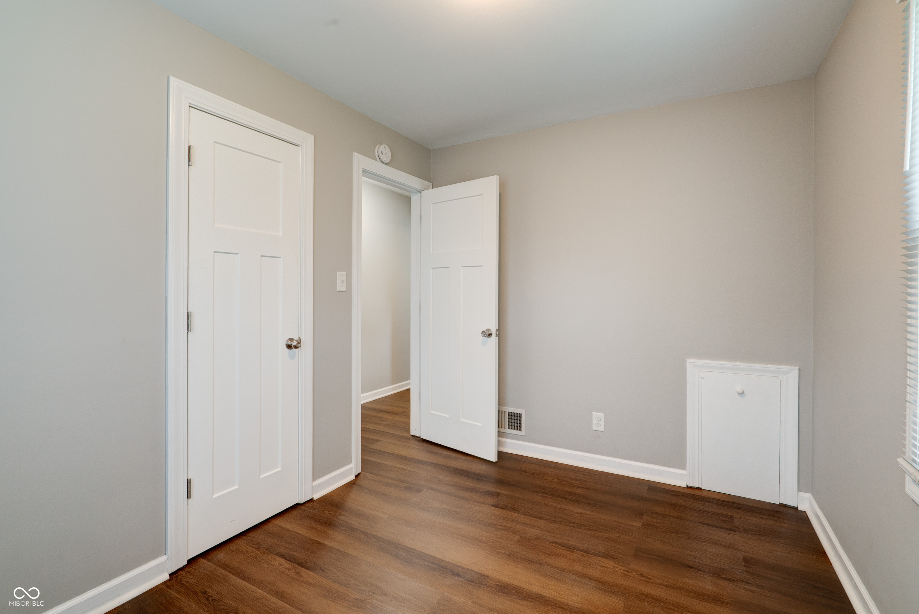 2289 S County Road 1050 E