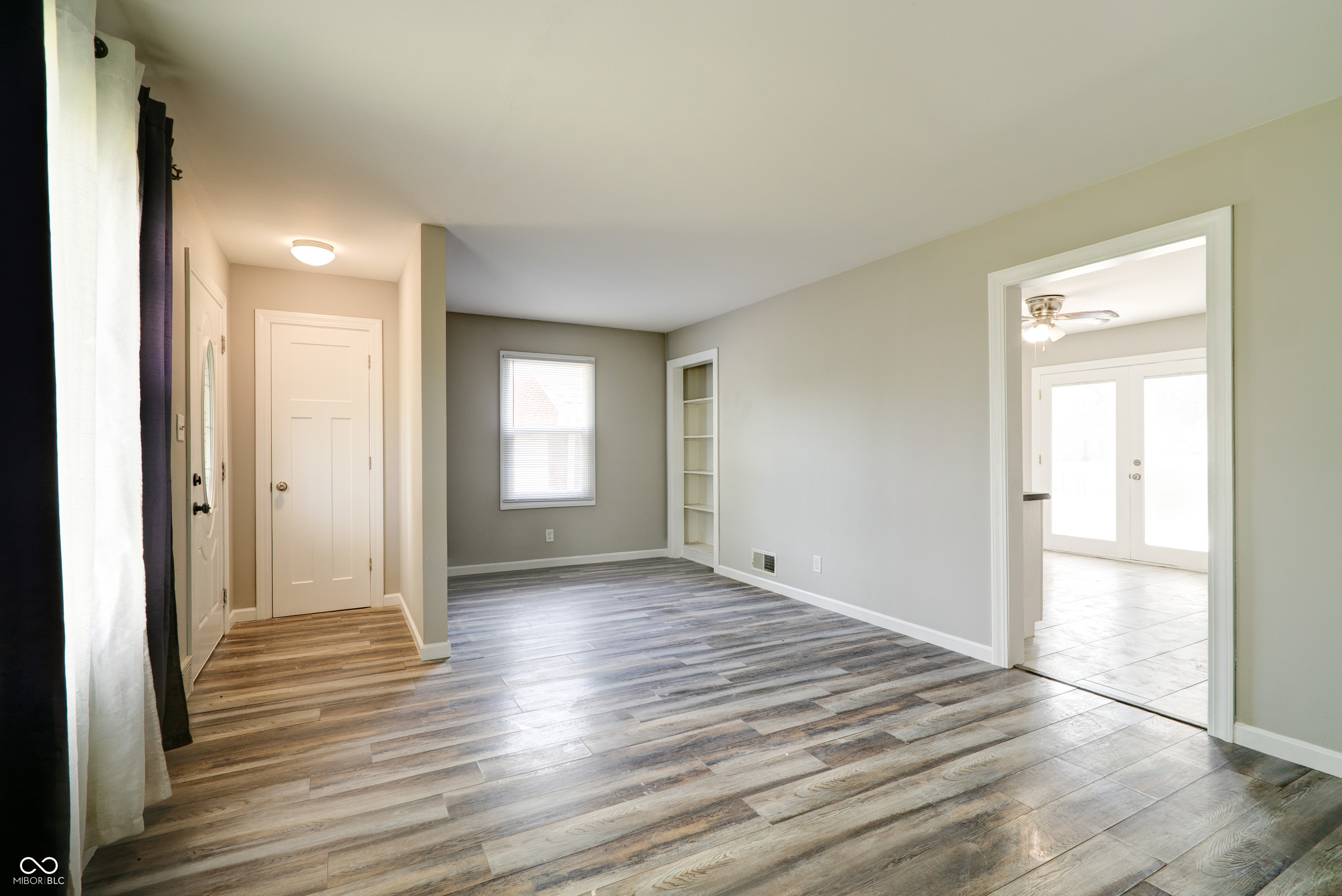 2289 S County Road 1050 E