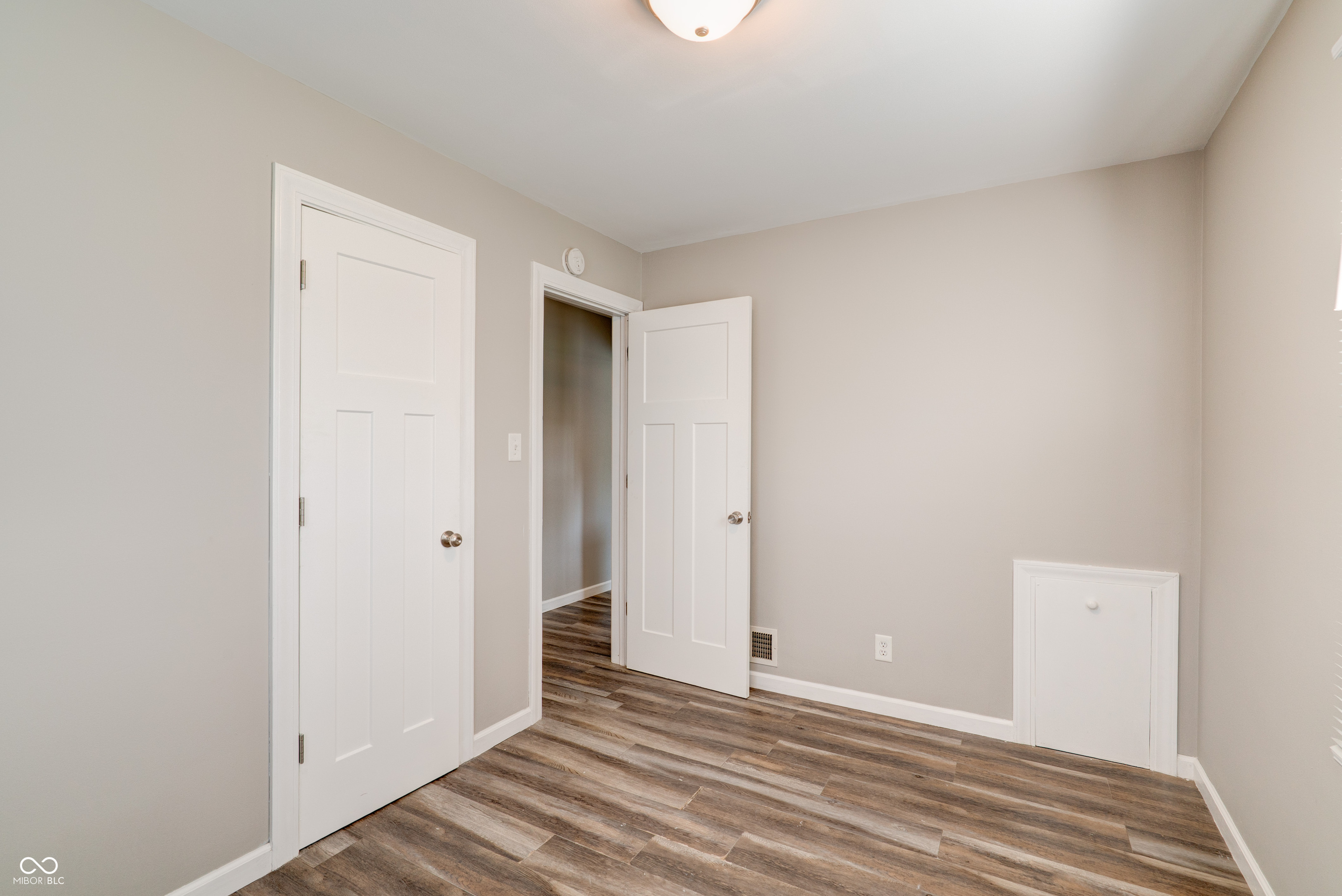2289 S County Road 1050 E