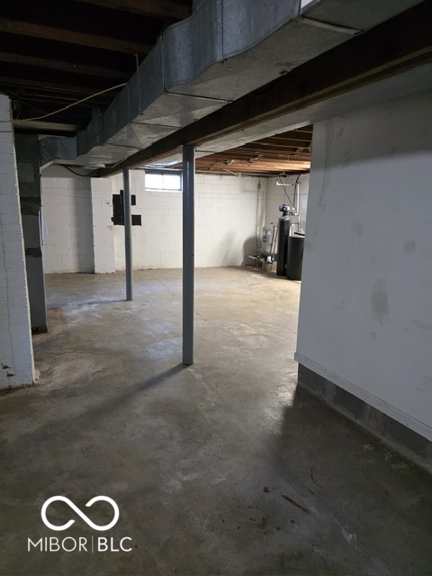 2289 S County Road 1050 E