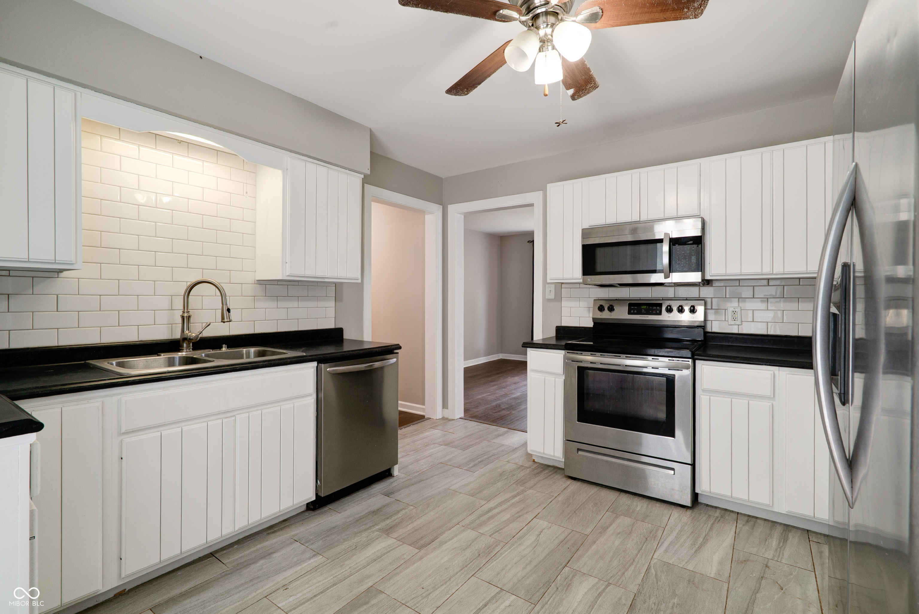 2289 S County Road 1050 E
