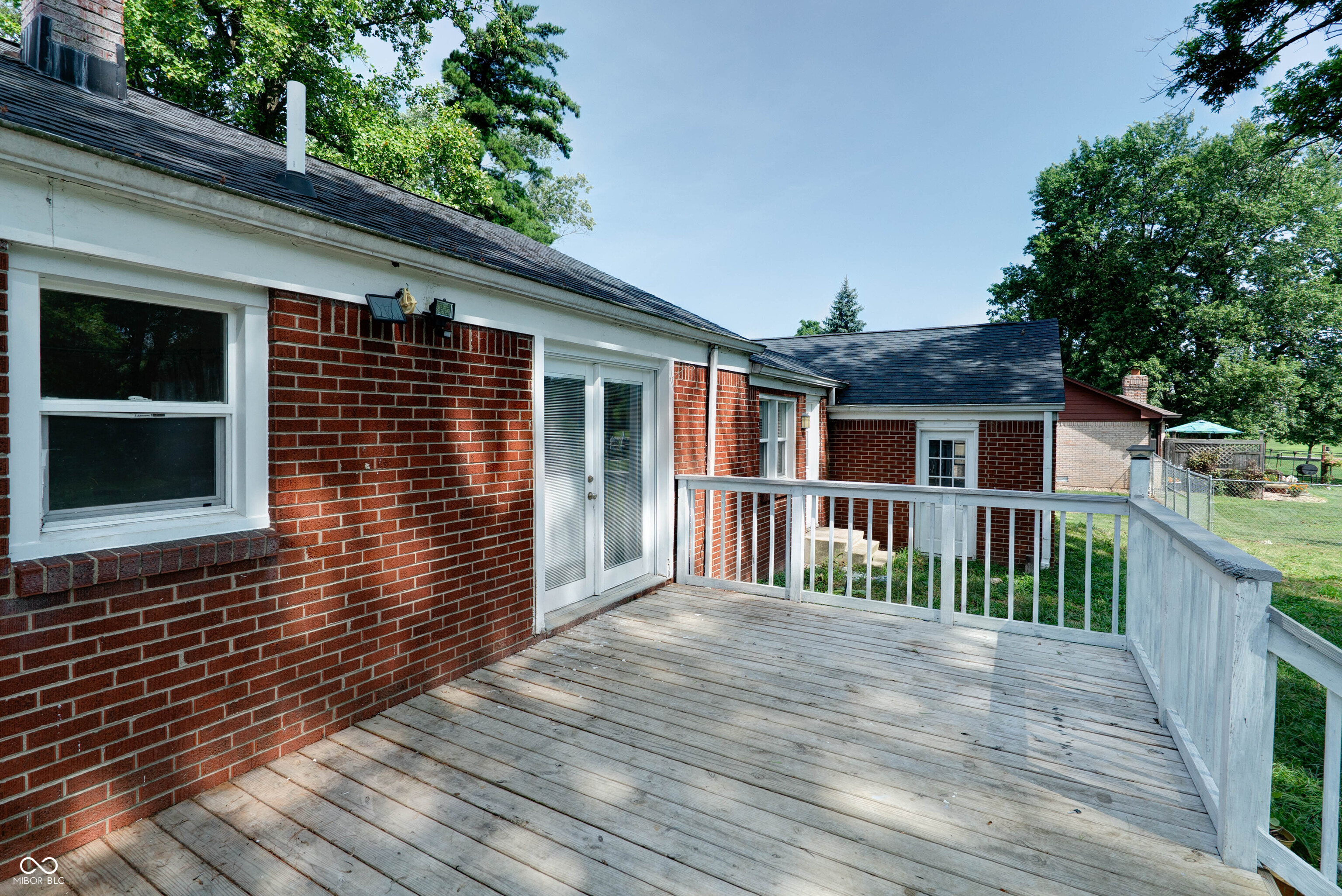 2289 S County Road 1050 E