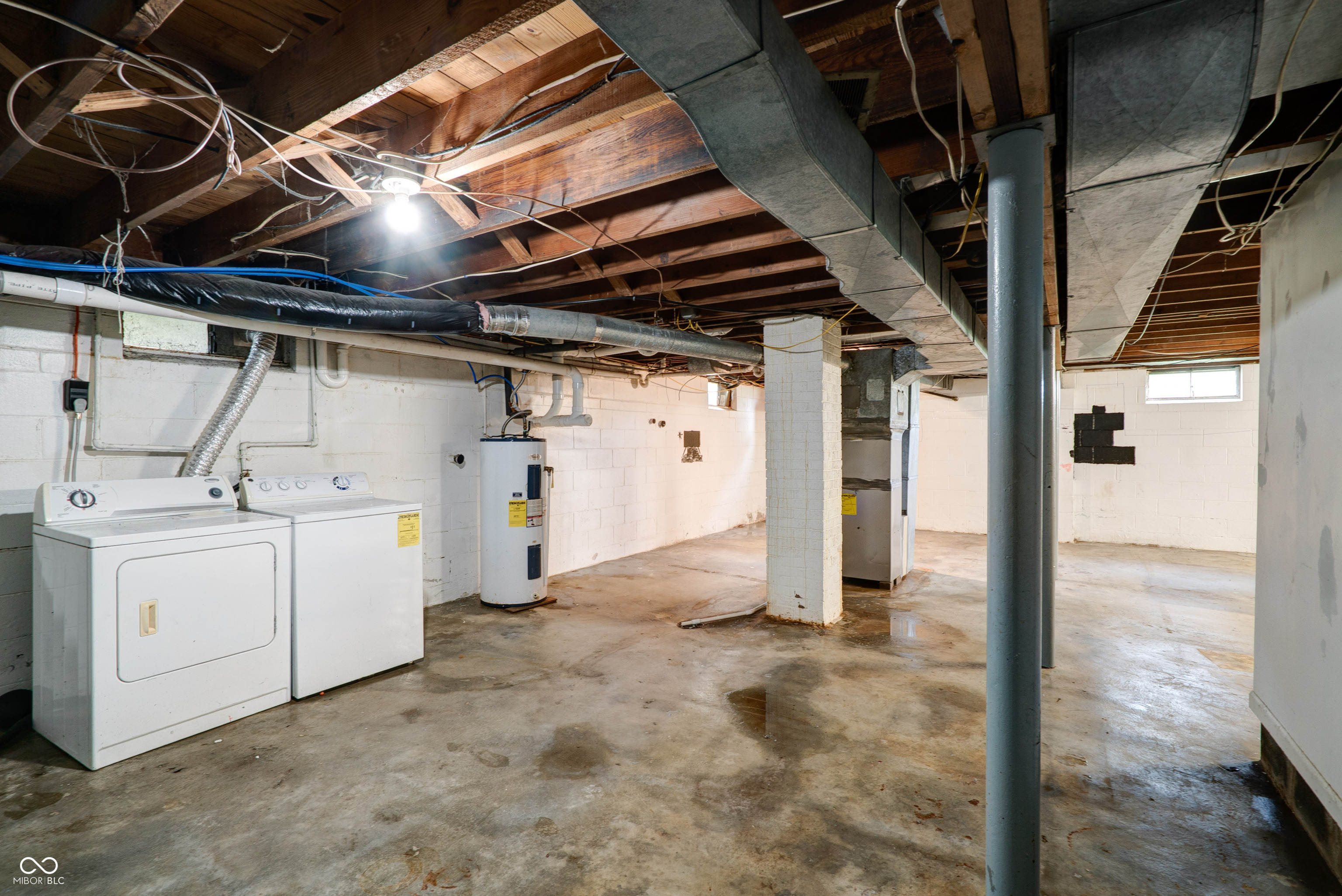 2289 S County Road 1050 E