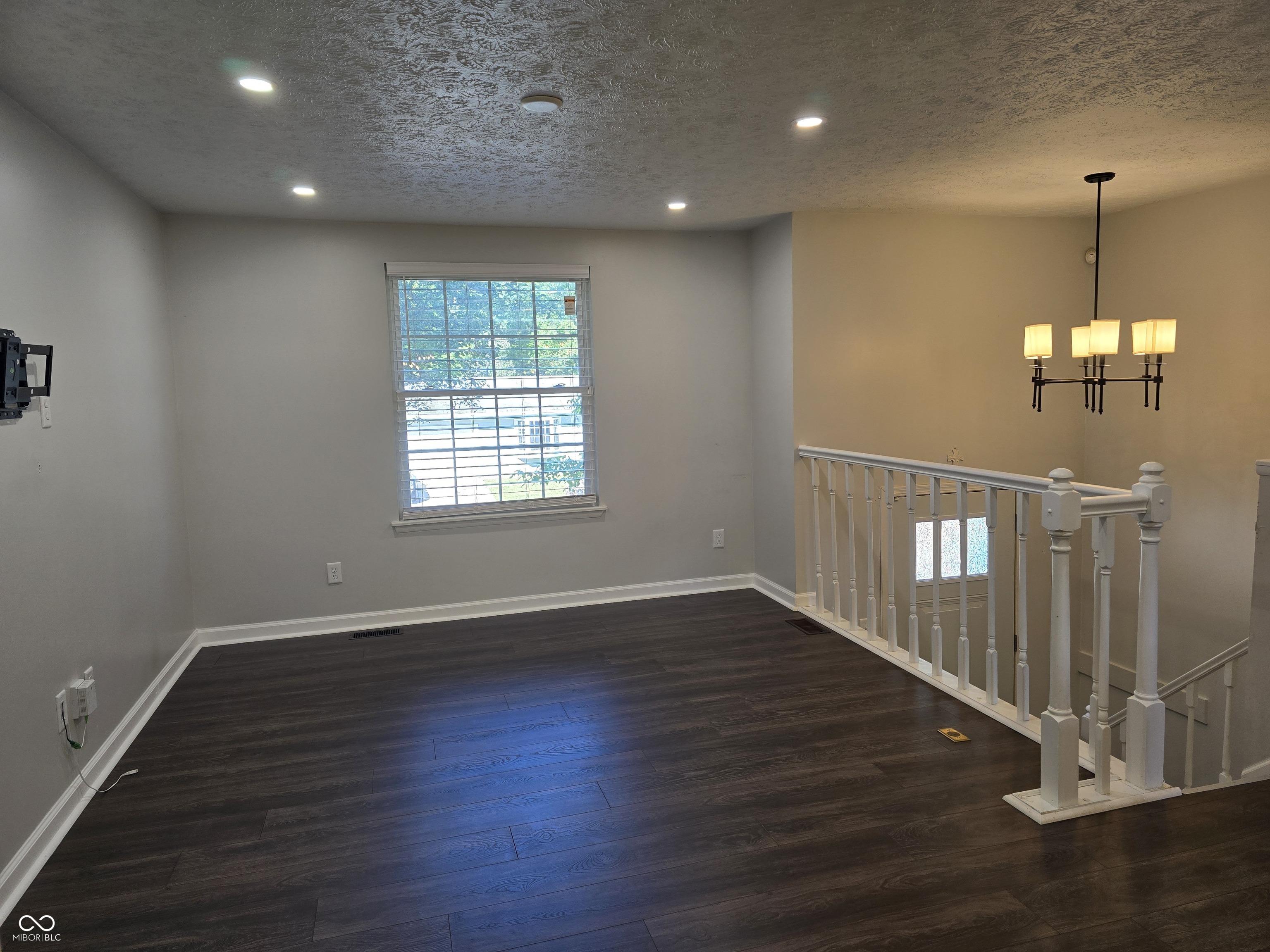 1127 Ridgepointe Drive